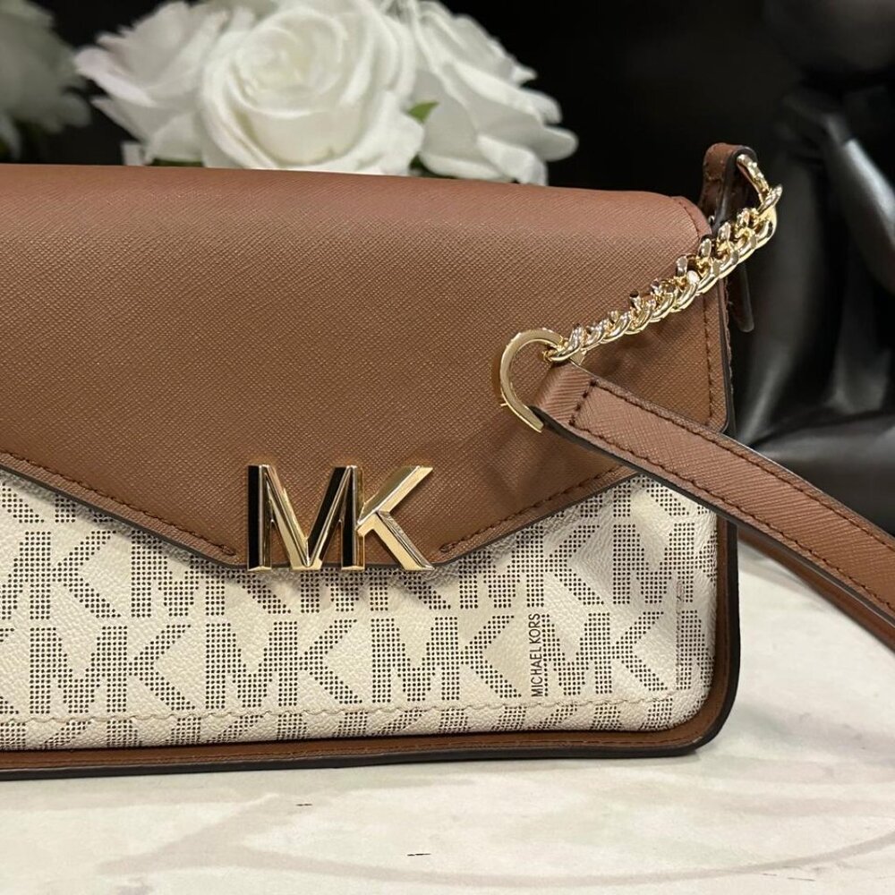 Michael Kors MK Logo Crossbody Bag Vanilla Brown Leather Trim Gold Chain - Picture 5 of 6